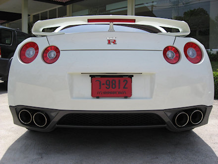 Can The Nissan Badge Be Removed Easily Page 2 R35 Gt R Life Posted Image 2009 Nissan Gt R